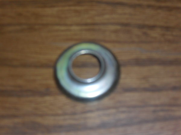 واشر لبه دار لاستیک موجگیر 82